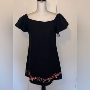 Lucy Paris Fall Off Shoulder Chic Floral Embroidered Hem Black Dress Size M